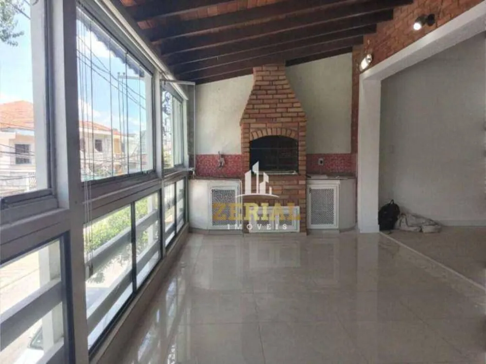 Sobrado, 4 quartos, 215 m² - Foto 1