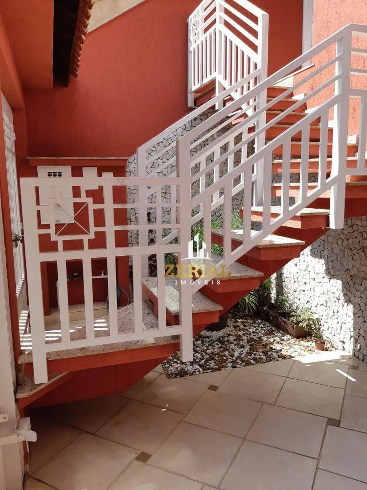 Sobrado, 3 quartos, 296 m² - Foto 2