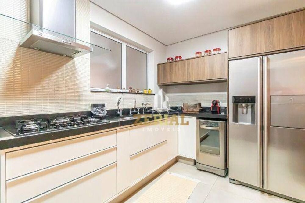 Apartamento à venda com 3 quartos, 177m² - Foto 6