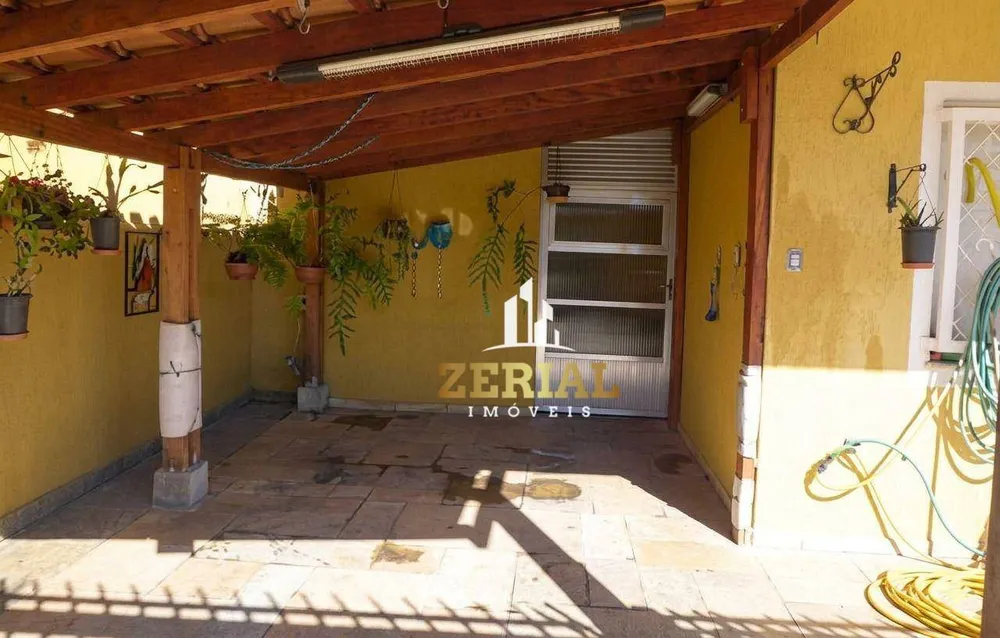 Sobrado, 4 quartos, 220 m² - Foto 1