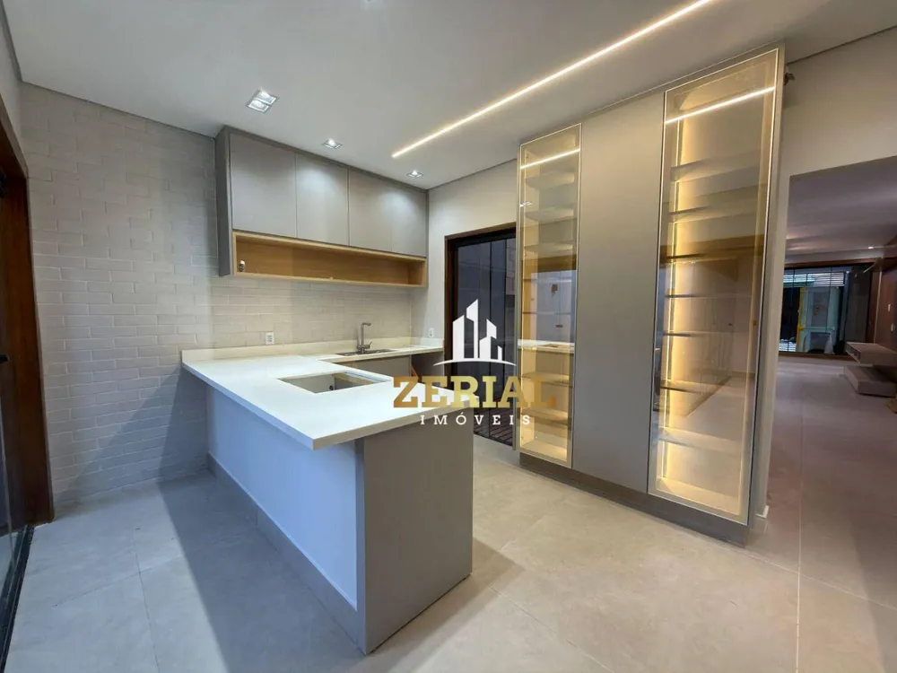 Sobrado, 3 quartos, 180 m² - Foto 1