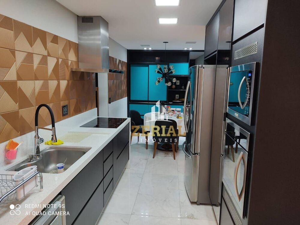 Apartamento à venda com 3 quartos, 198m² - Foto 4