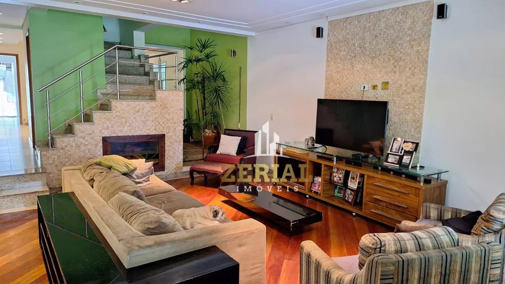 Sobrado, 4 quartos, 250 m² - Foto 1