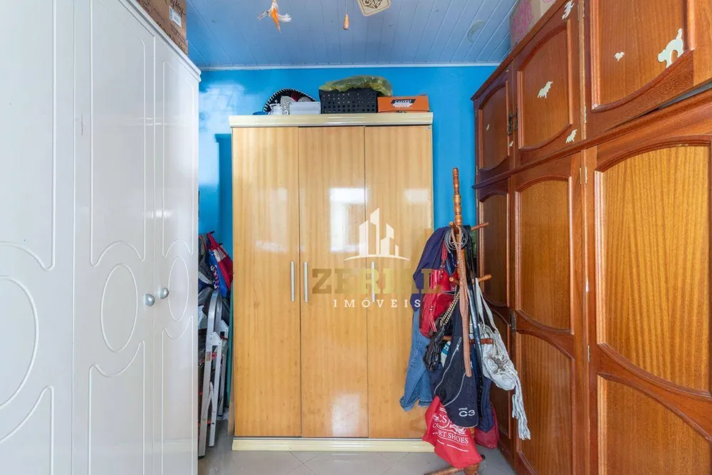 Casa, 4 quartos, 228 m² - Foto 2