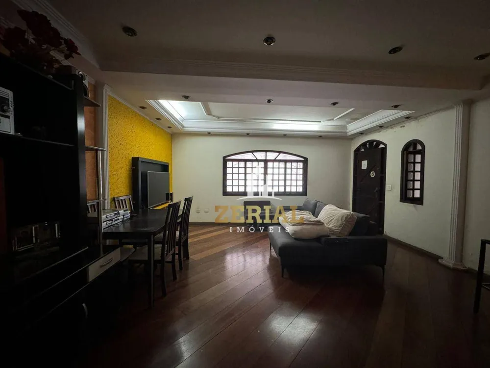 Sobrado, 3 quartos, 381 m² - Foto 1