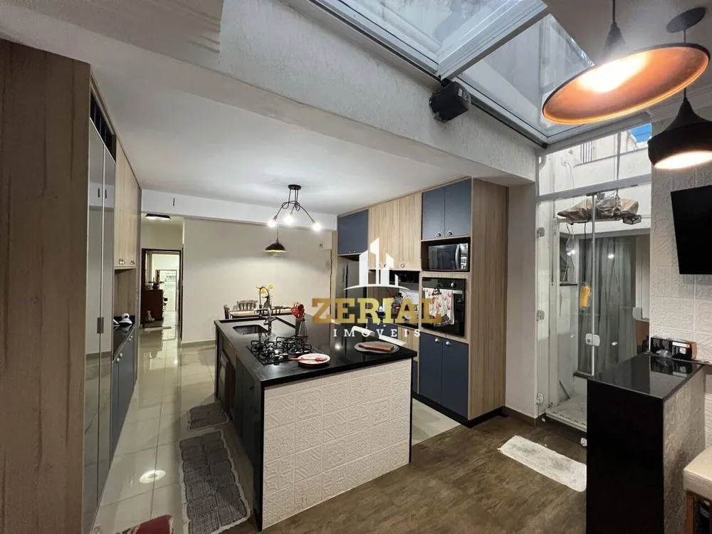 Sobrado, 3 quartos, 207 m² - Foto 2