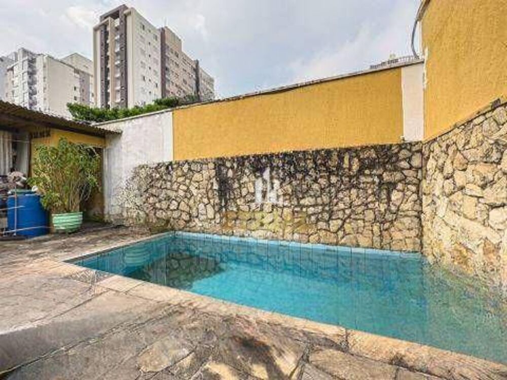 Casa, 3 quartos, 210 m² - Foto 1