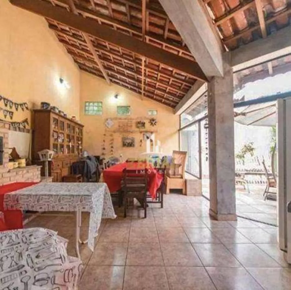 Casa, 3 quartos, 220 m² - Foto 25