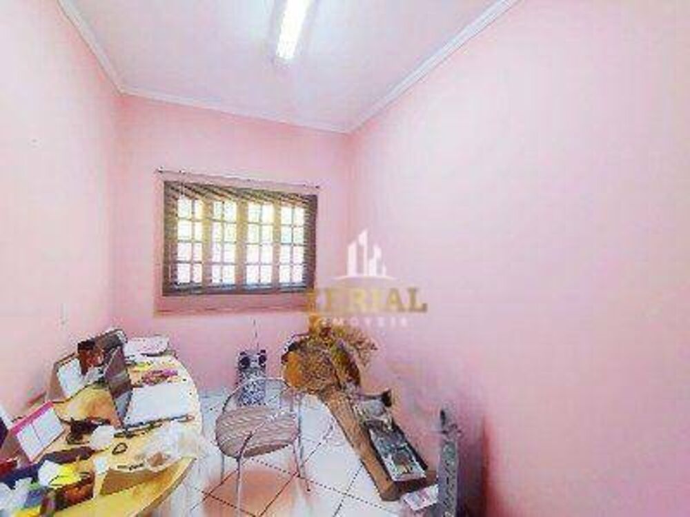 Casa, 4 quartos, 300 m² - Foto 16