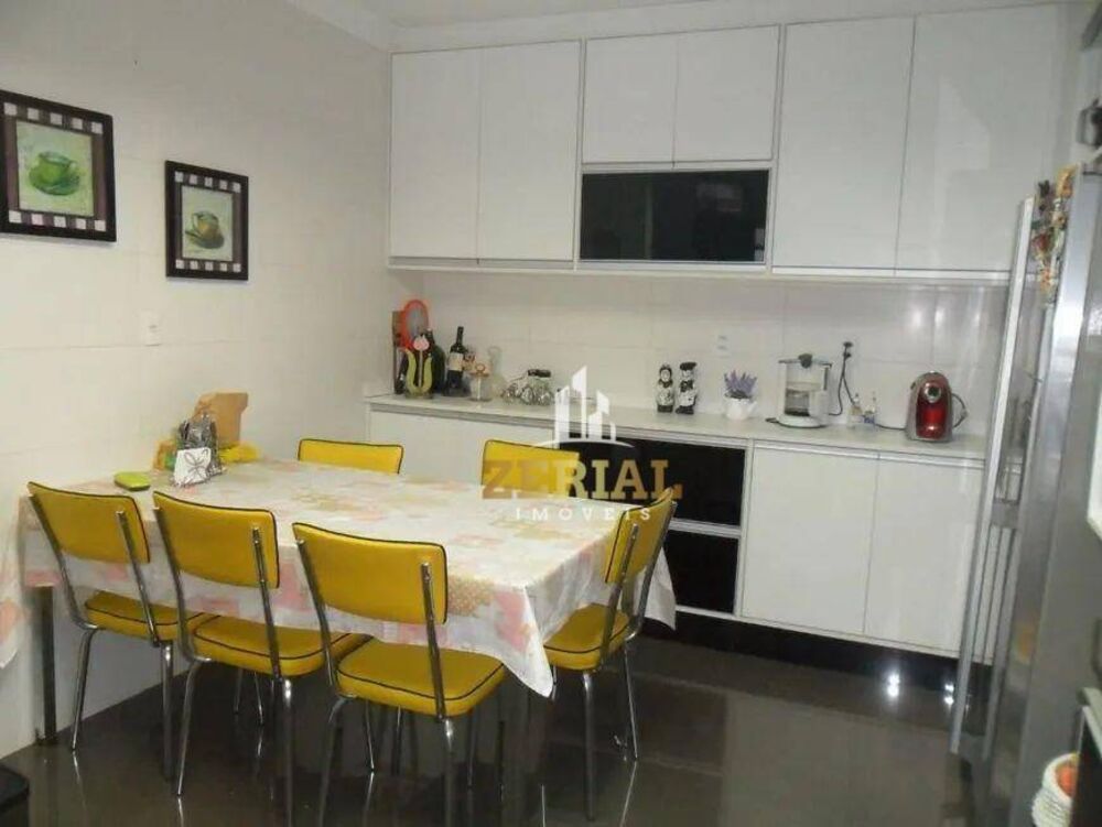 Casa, 3 quartos, 330 m² - Foto 1