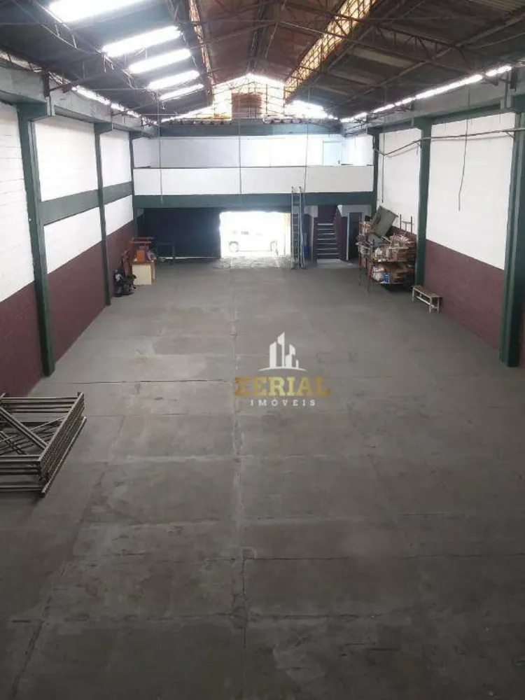 Depósito-Galpão, 595 m² - Foto 1