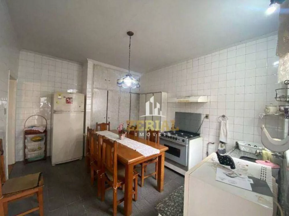 Casa, 3 quartos, 250 m² - Foto 9