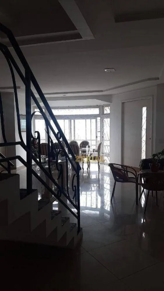 Sobrado, 3 quartos, 274 m² - Foto 3