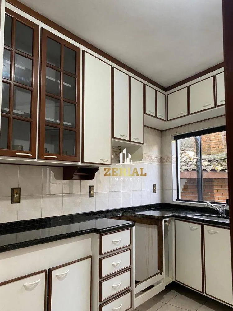 Sobrado, 3 quartos, 214 m² - Foto 2