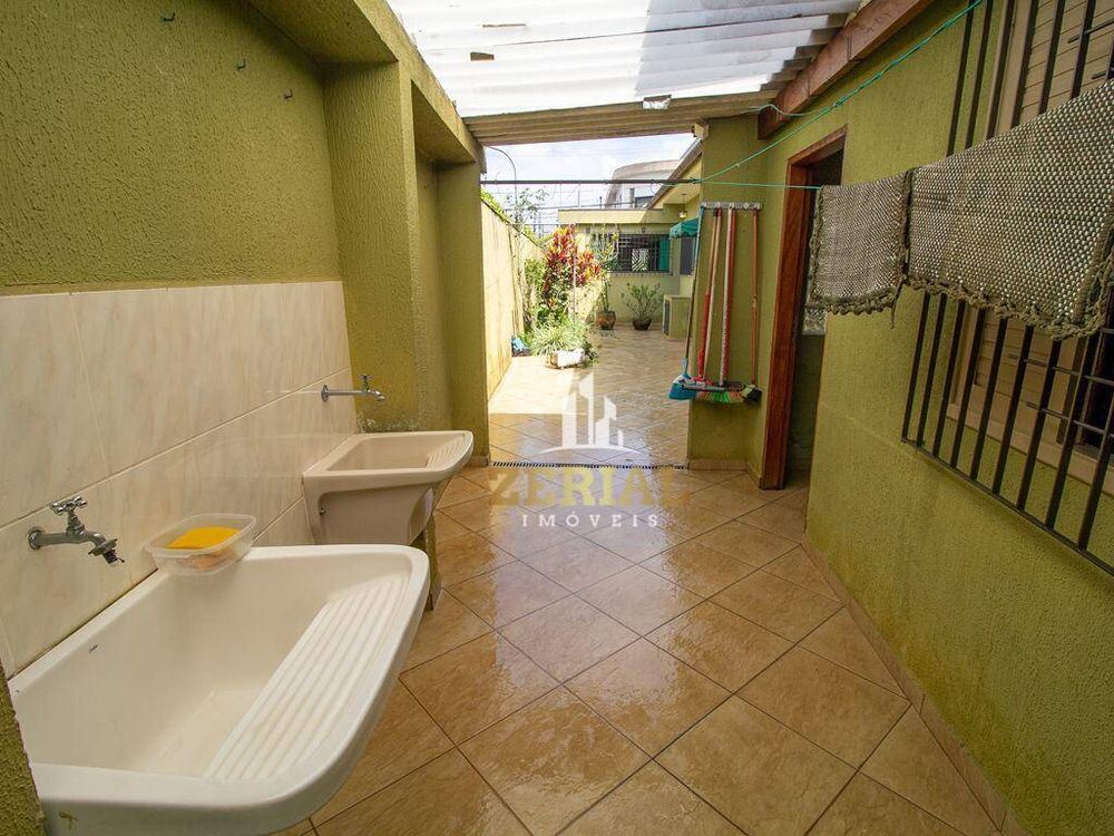 Casa, 3 quartos, 223 m² - Foto 29