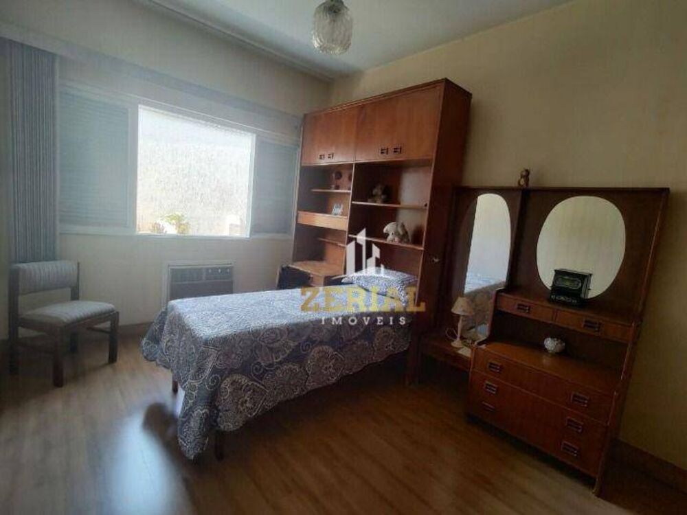 Casa à venda e aluguel com 4 quartos, 350m² - Foto 2