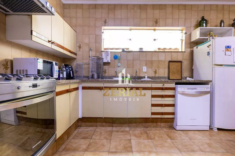 Casa, 3 quartos, 259 m² - Foto 29