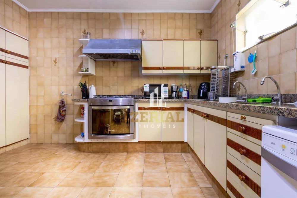 Casa, 3 quartos, 259 m² - Foto 19