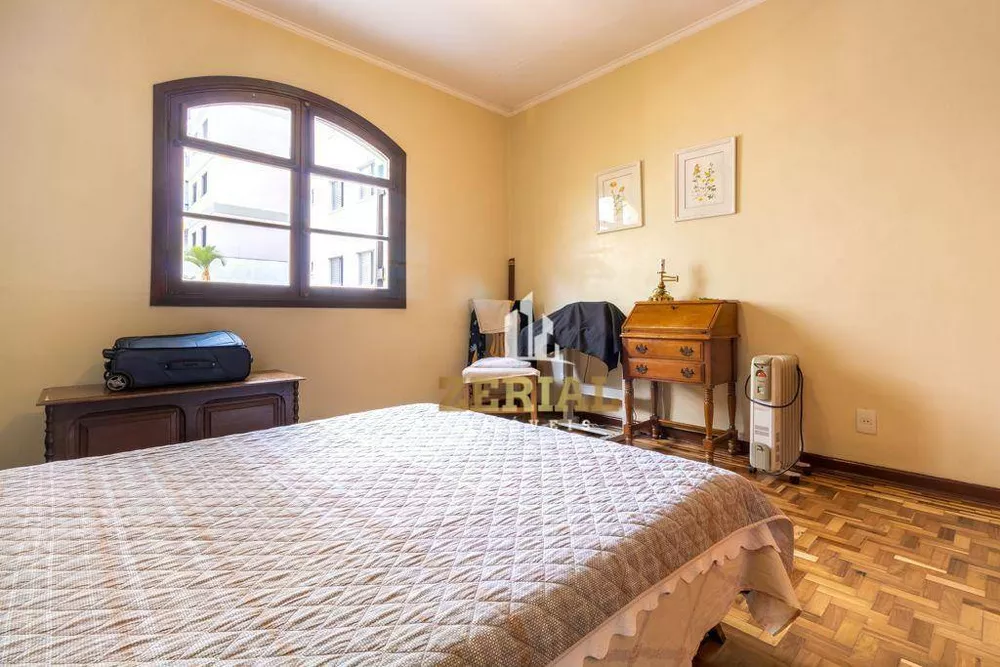 Casa, 3 quartos, 259 m² - Foto 3