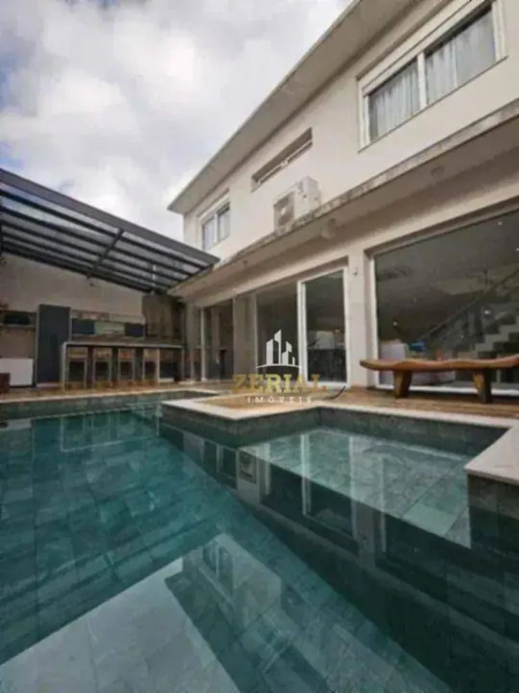 Sobrado, 3 quartos, 332 m² - Foto 1