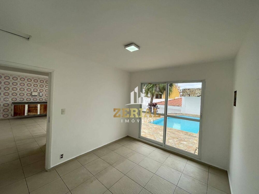 Casa, 3 quartos, 272 m² - Foto 2