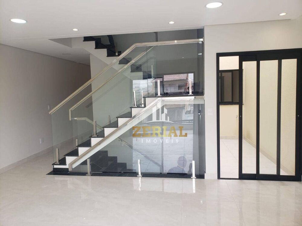 Sobrado, 3 quartos, 201 m² - Foto 1