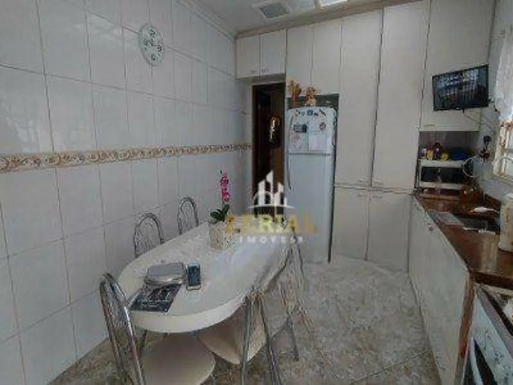 Casa, 3 quartos, 270 m² - Foto 4