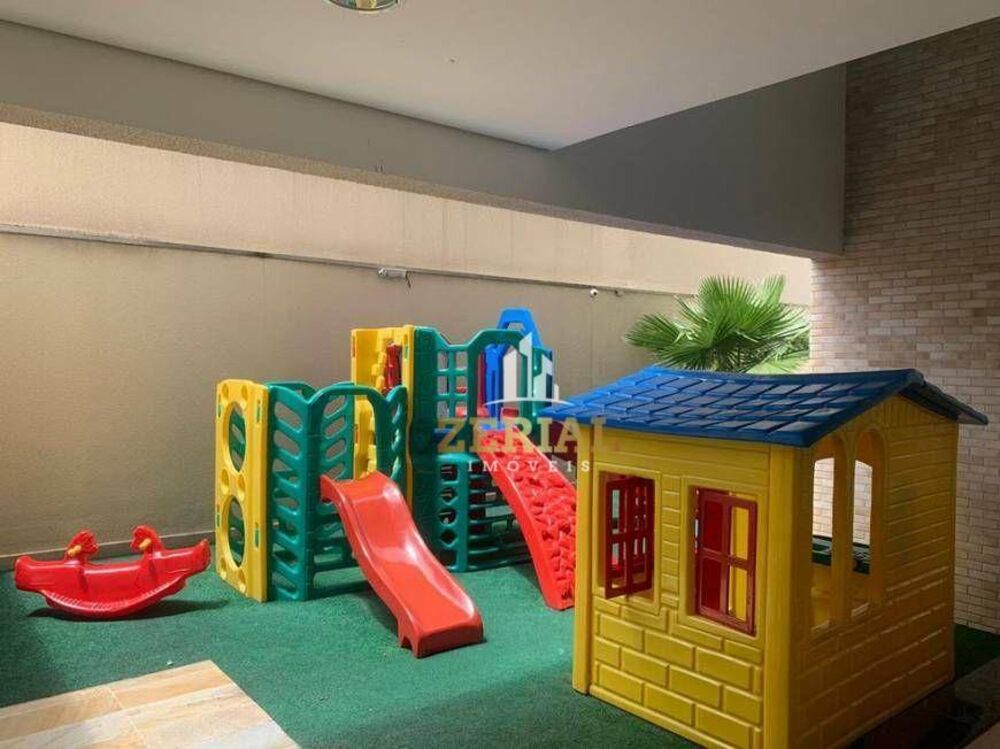 Apartamento, 4 quartos, 240 m² - Foto 1