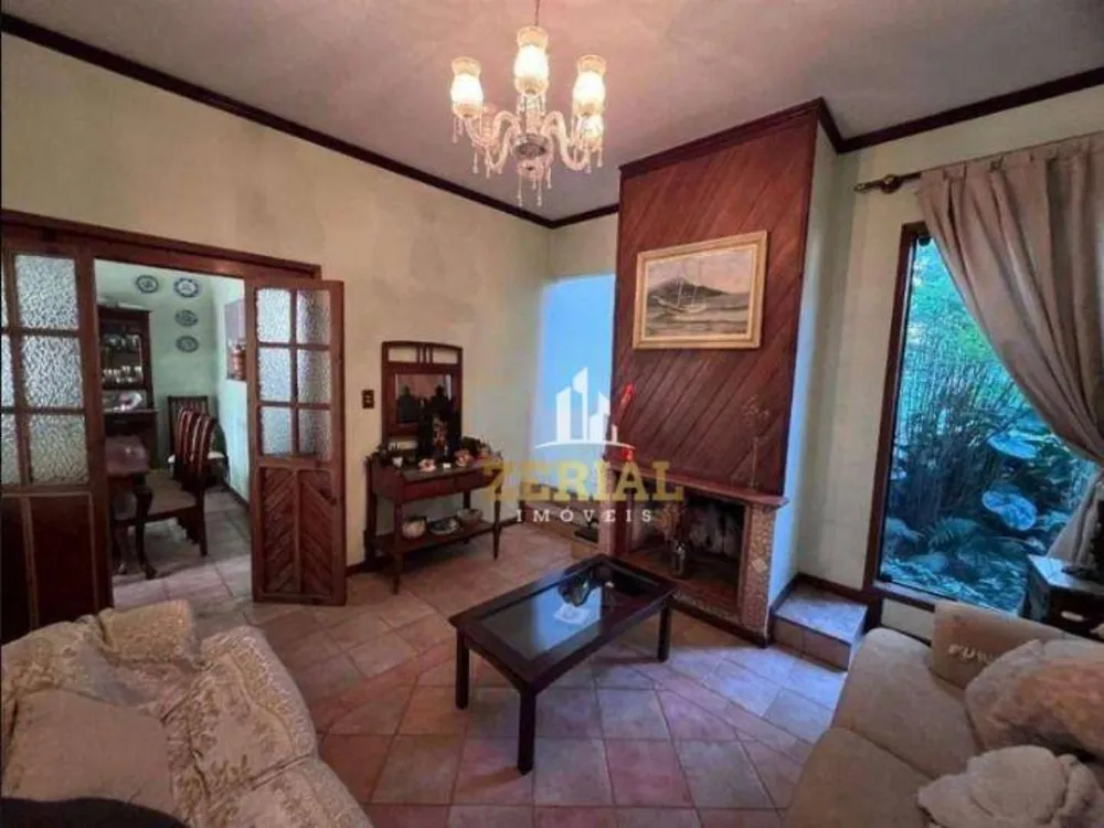 Sobrado, 3 quartos, 326 m² - Foto 1