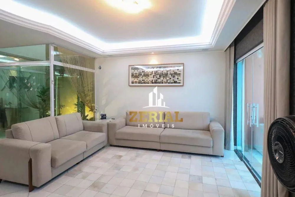Sobrado, 3 quartos, 382 m² - Foto 1