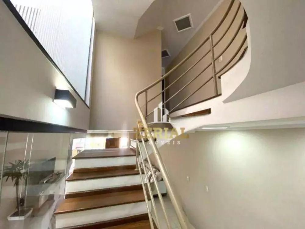 Sobrado, 3 quartos, 422 m² - Foto 13