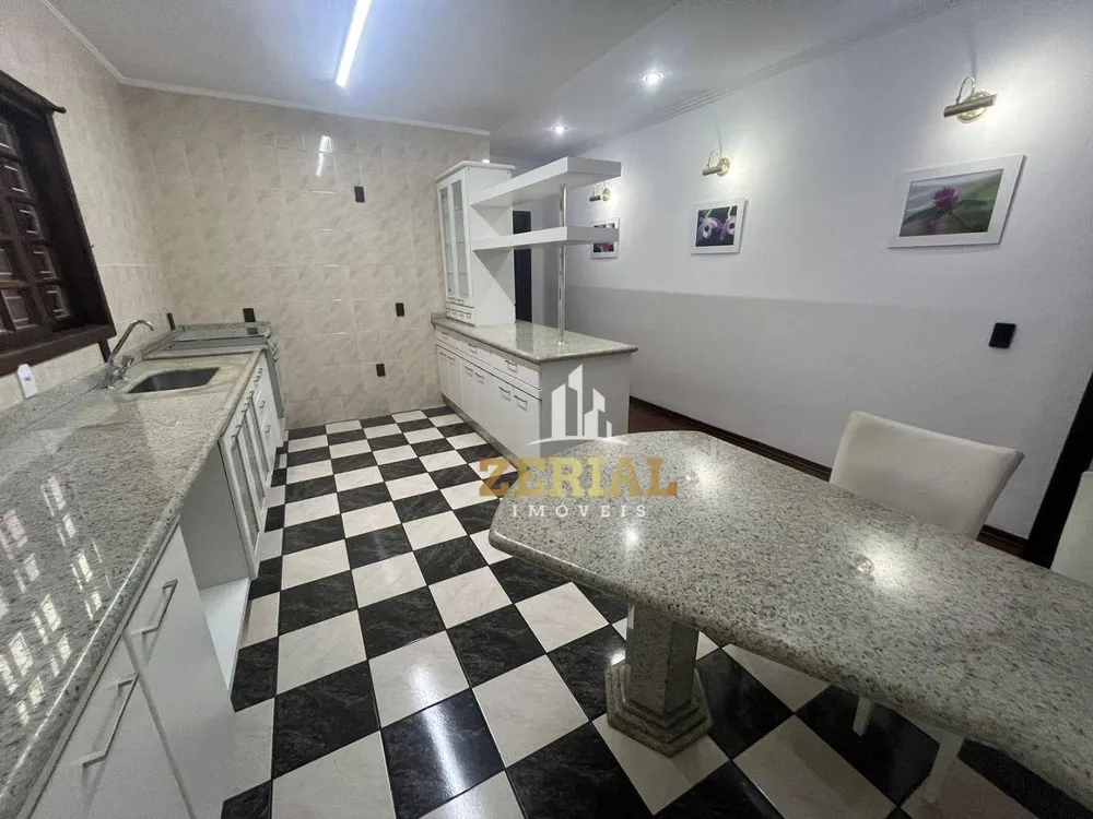 Casa, 3 quartos, 216 m² - Foto 4
