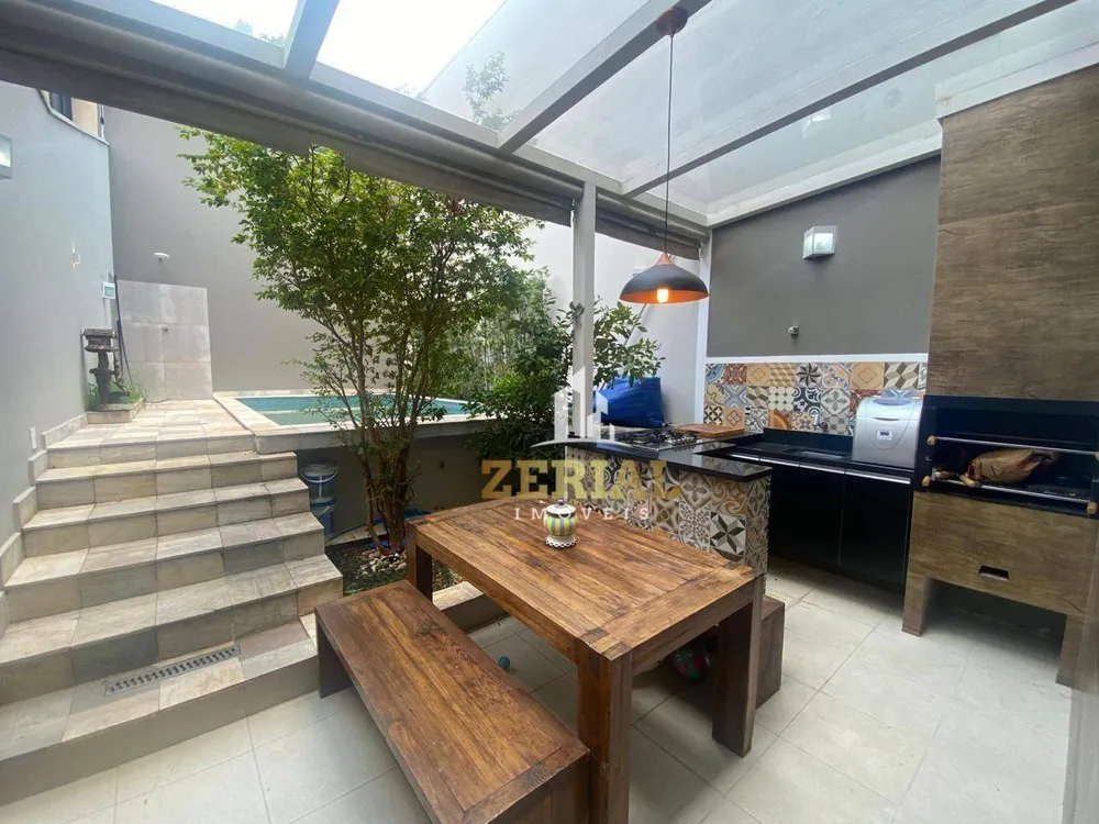 Sobrado, 3 quartos, 225 m² - Foto 1