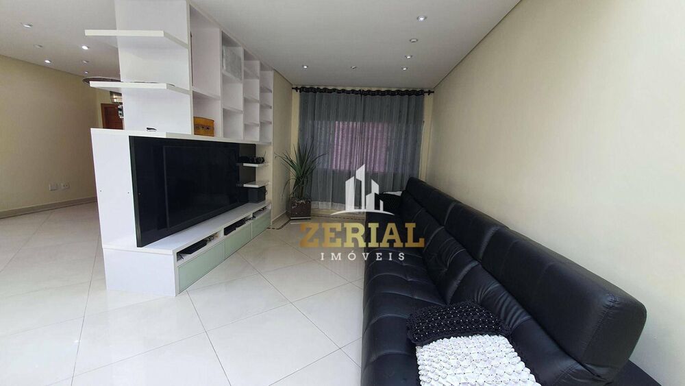 Sobrado para alugar com 4 quartos, 640m² - Foto 1