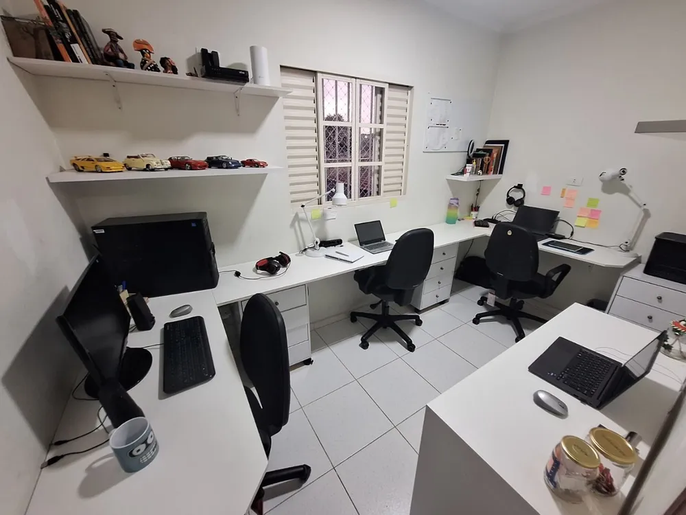 Sobrado, 3 quartos, 243 m² - Foto 2