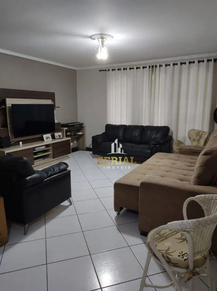 Sobrado, 3 quartos, 245 m² - Foto 1