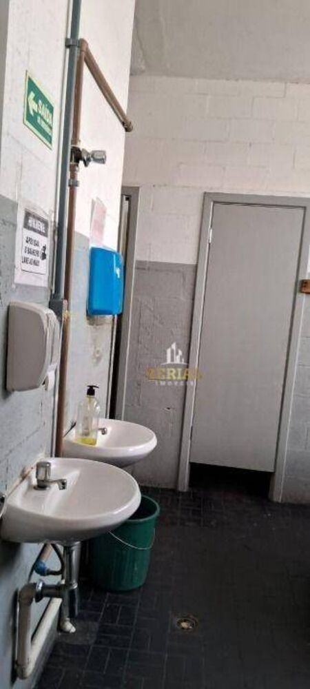 Depósito-Galpão-Armazém para alugar, 2700m² - Foto 8