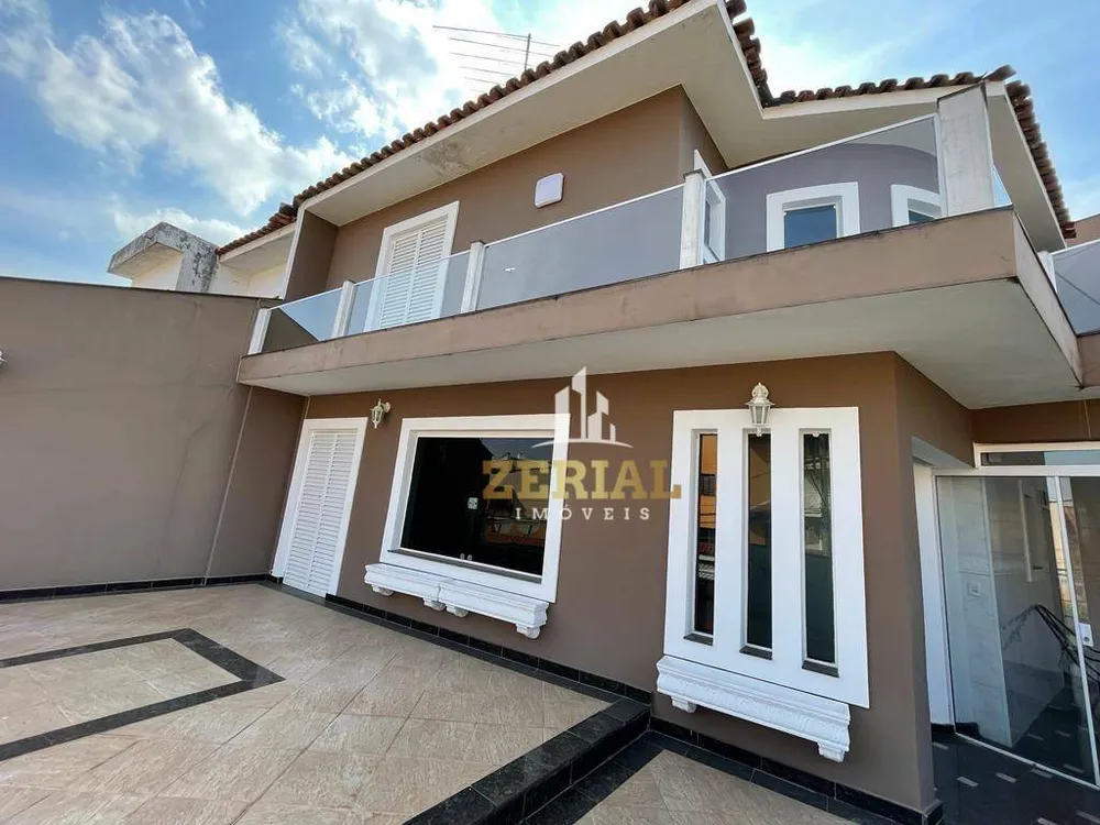Sobrado, 3 quartos, 230 m² - Foto 1