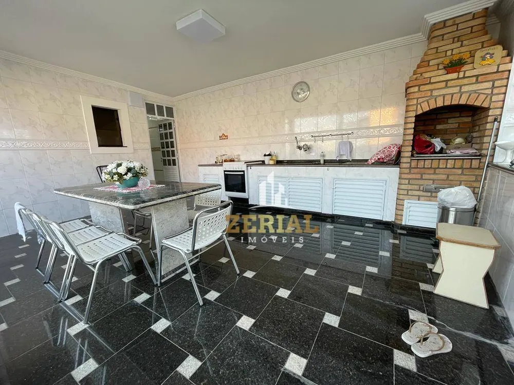 Sobrado, 3 quartos, 230 m² - Foto 2