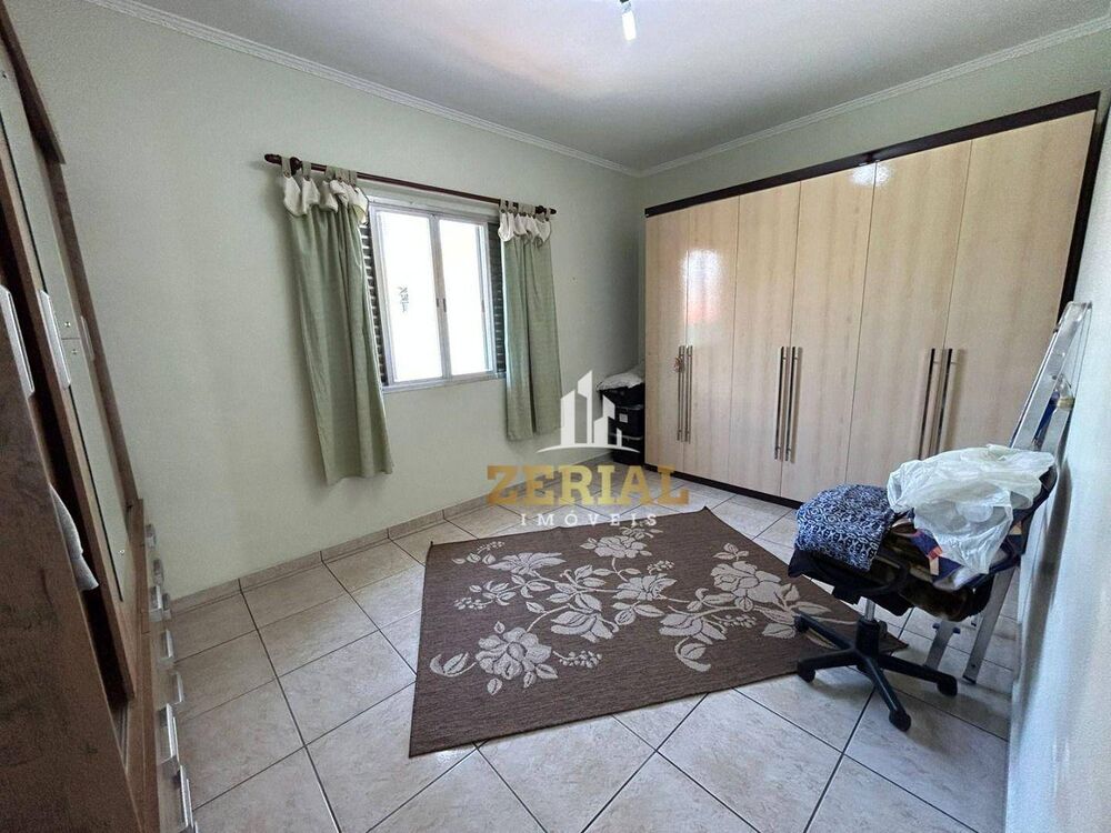 Sobrado, 4 quartos, 210 m² - Foto 2