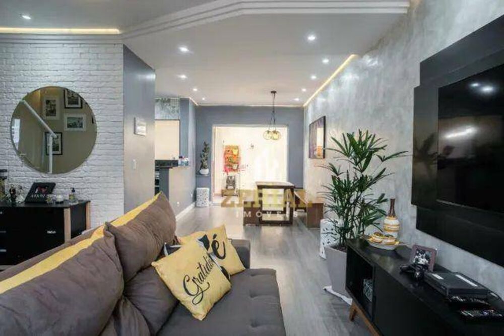 Sobrado à venda com 3 quartos, 118m² - Foto 1