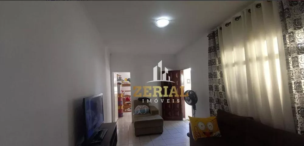 Casa à venda com 2 quartos, 100m² - Foto 1