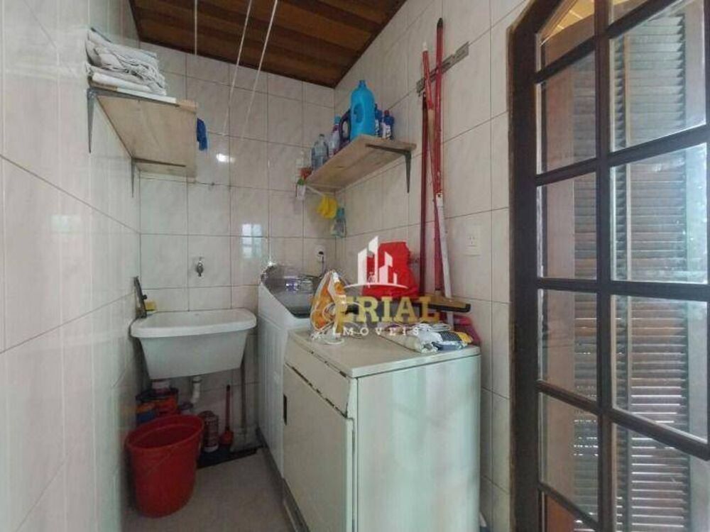 Cobertura à venda com 3 quartos, 200m² - Foto 4