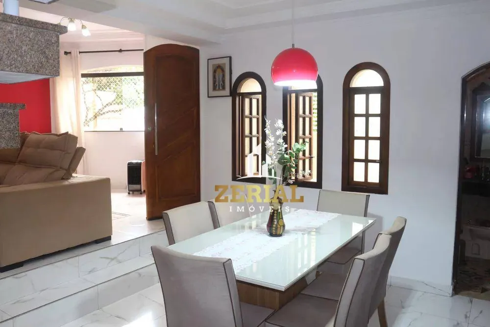 Sobrado, 4 quartos, 240 m² - Foto 2