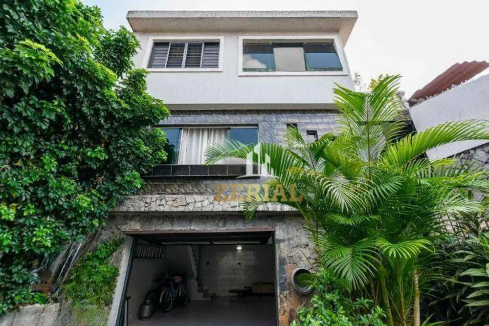 Sobrado, 3 quartos, 400 m² - Foto 1