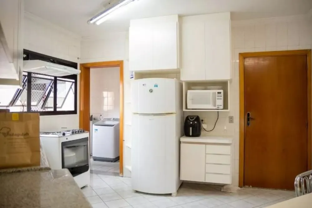 Apartamento, 3 quartos, 156 m² - Foto 1