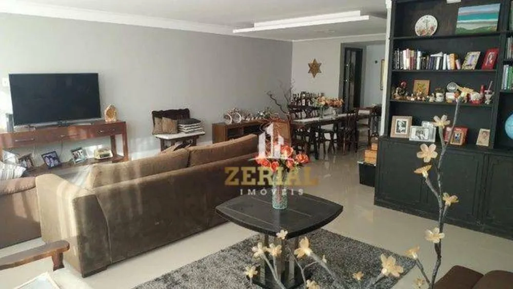 Apartamento, 3 quartos, 220 m² - Foto 1