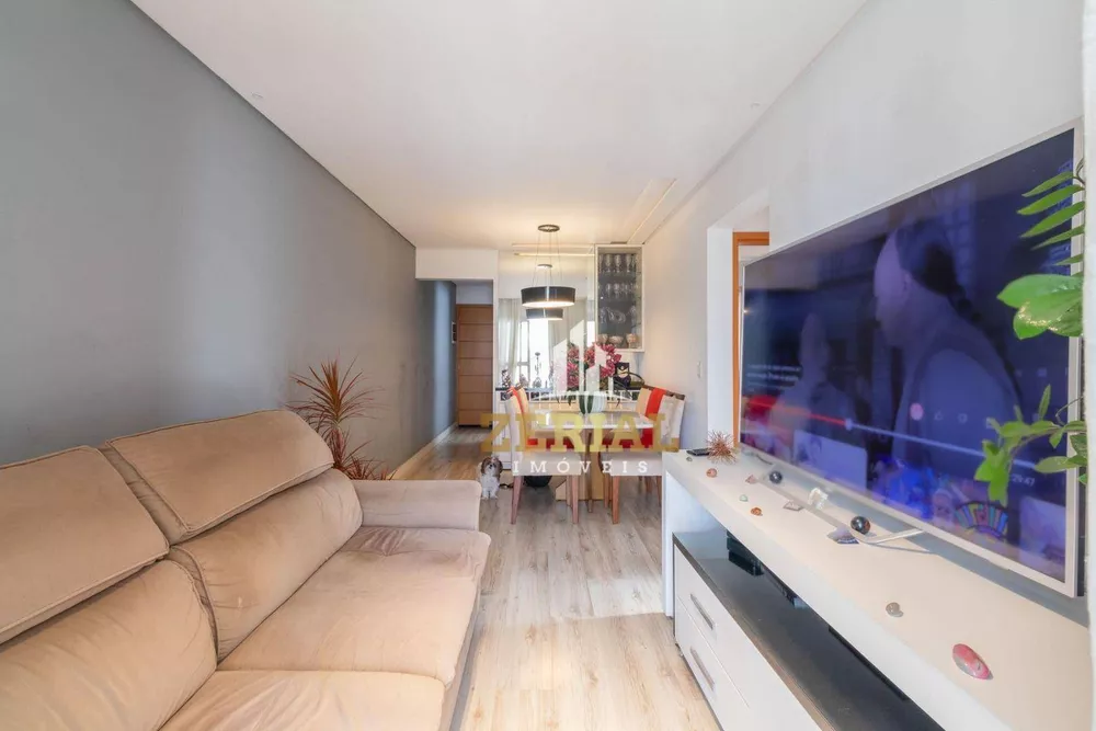 Apartamento à venda com 2 quartos, 72m² - Foto 3