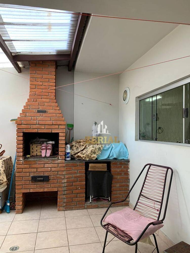 Sobrado, 3 quartos, 217 m² - Foto 3