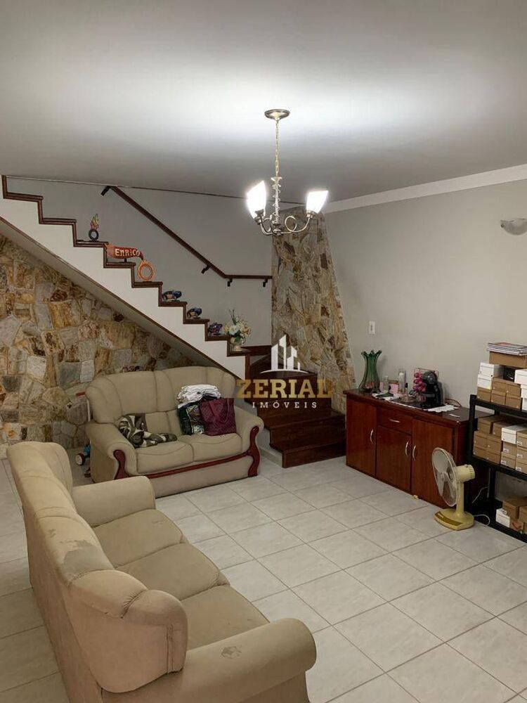 Sobrado, 3 quartos, 217 m² - Foto 1